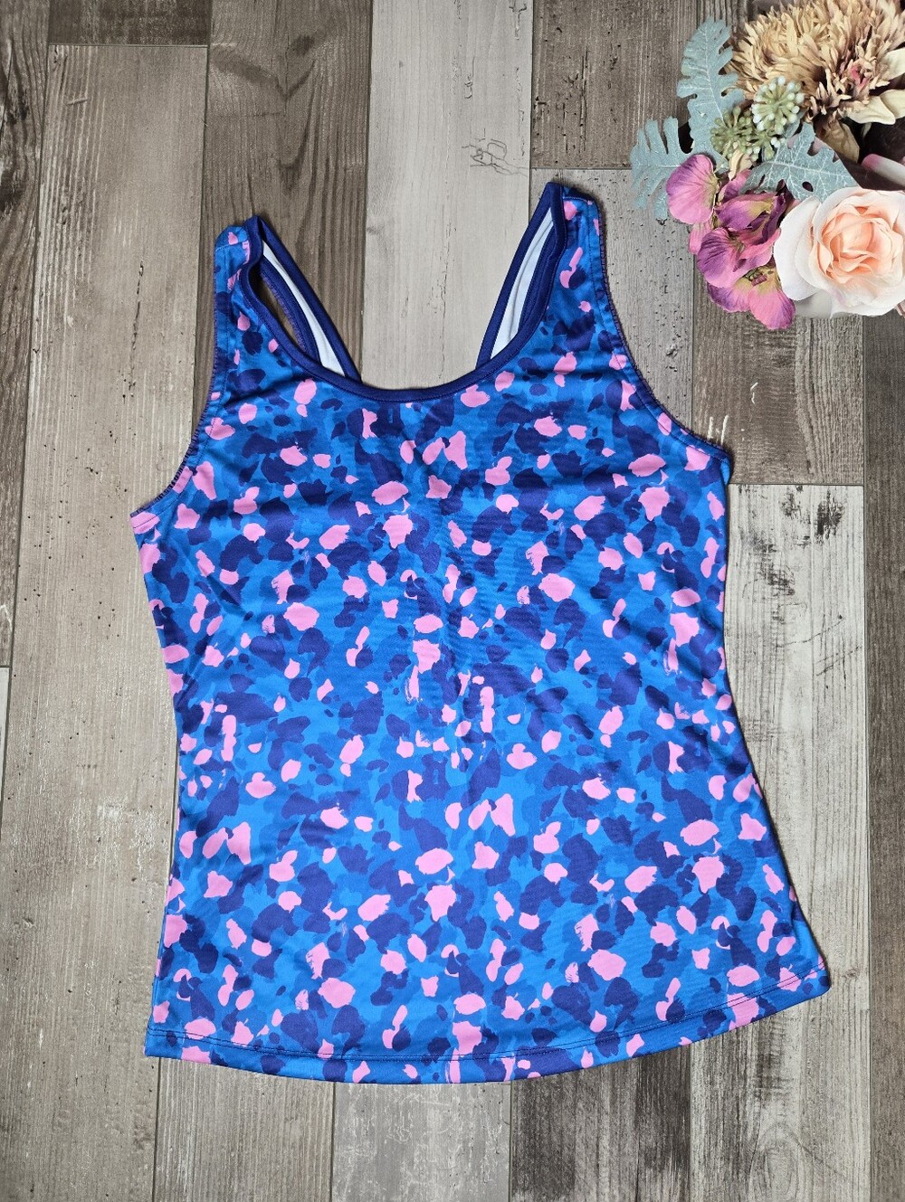 Grand Slam Women’s Blue & Pink Patterned Athletic Tank Top – Size Medium